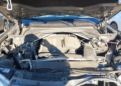 2015 BMW X5 xDrive35I z USA, uszkodzony, nr VIN 5UXKR0C56F0P15684